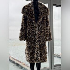 Glitz Leopard Print Faux Fur Coat